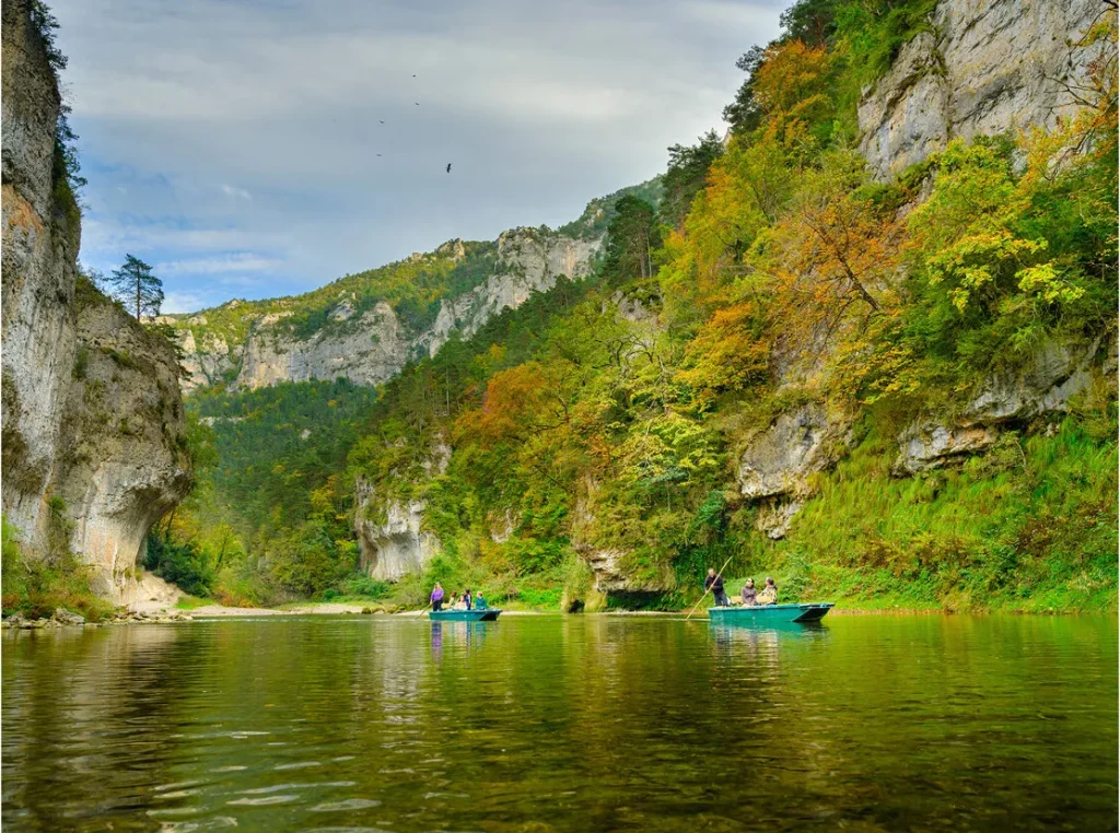 Boatmen on the Gorges du Tarn in autumn