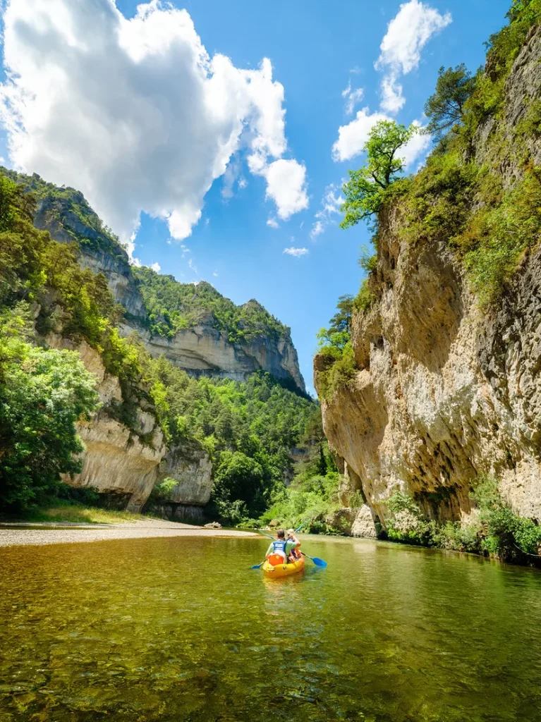 Canoeing in the Gorges du Tarn Straits