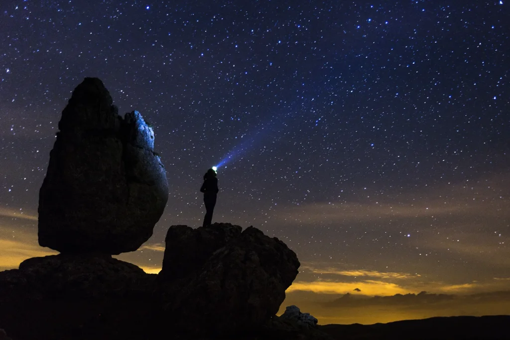 Stargazing at the Chaos de Nîmes le Vieux