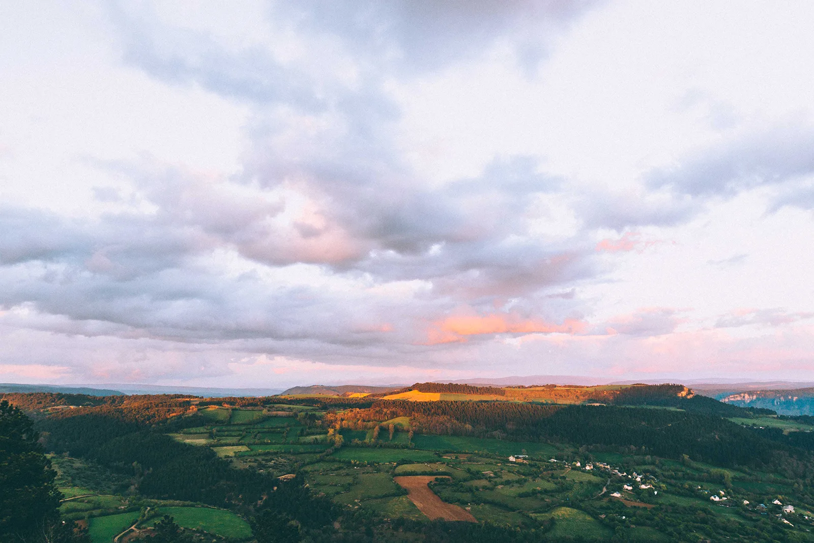 Coucher de soleil sur la Vallée du Lot