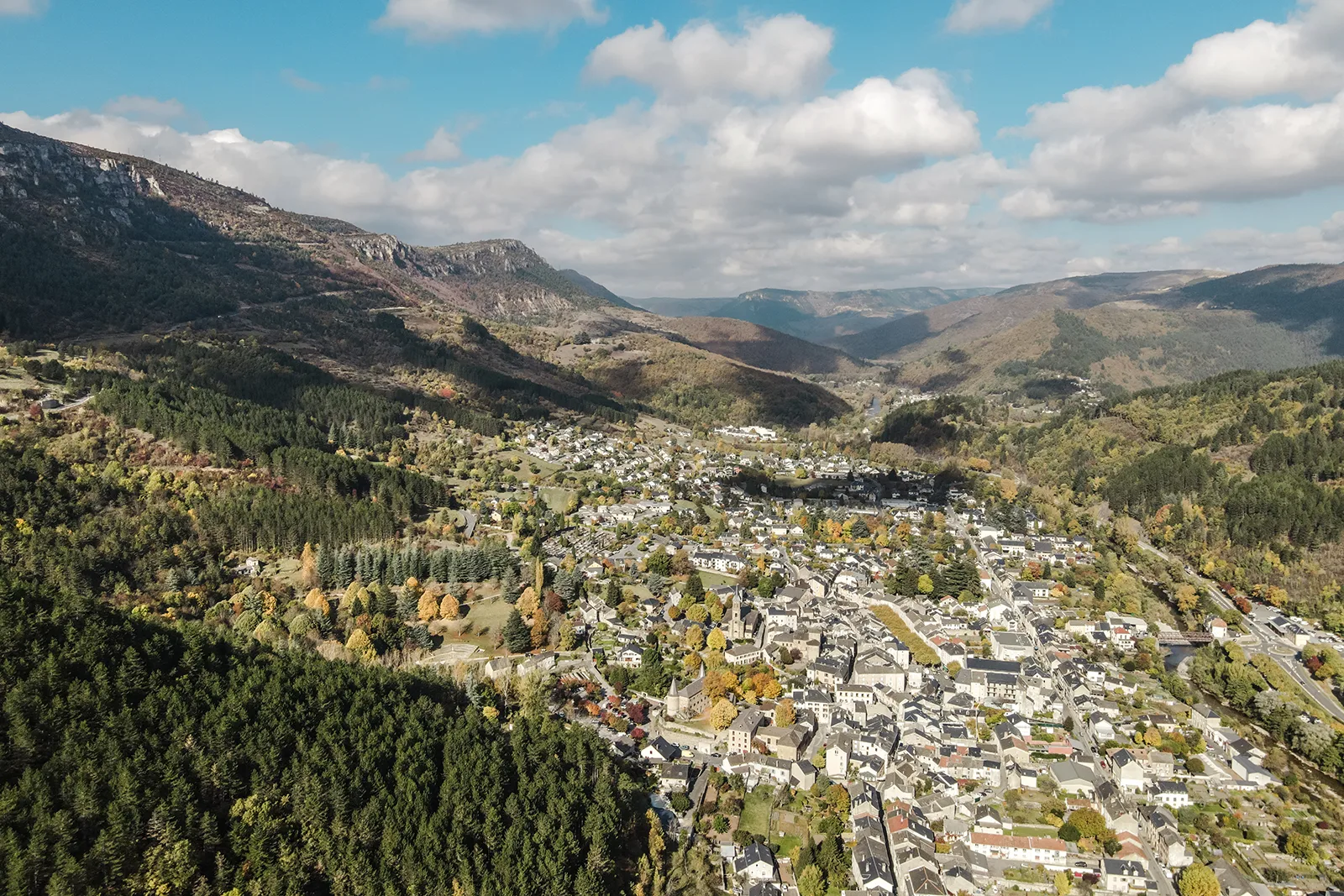 Vue aérienne sur Florac