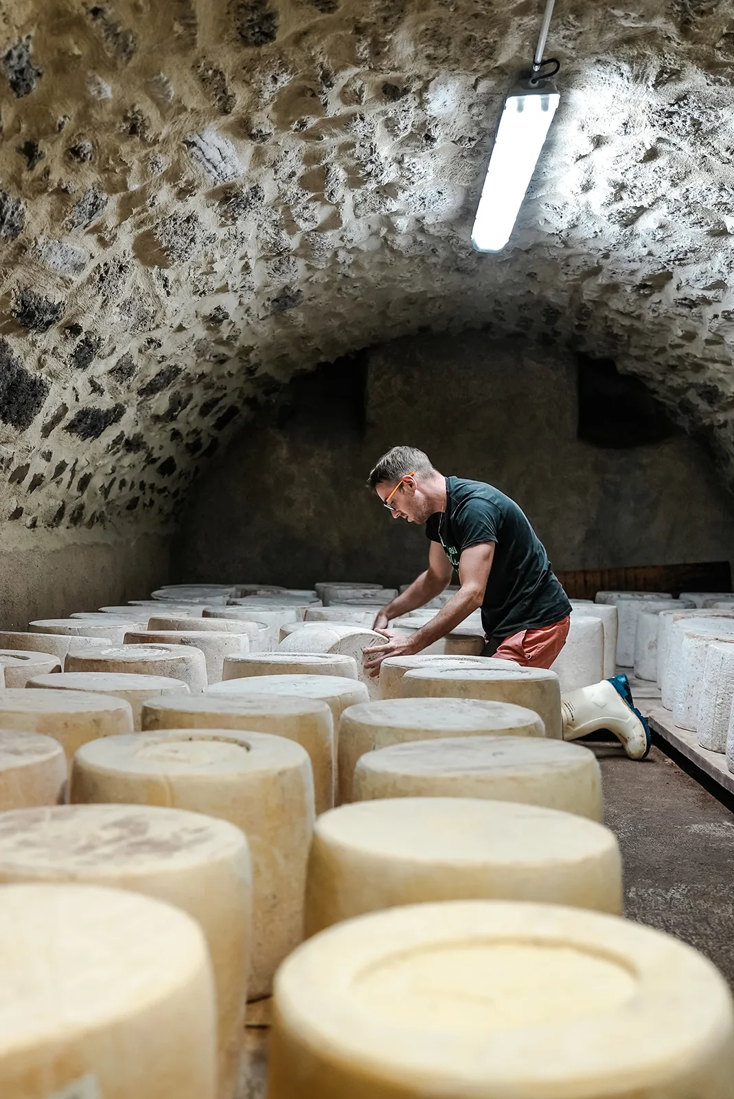 Cave d'affinage de tome Laguiole du Buron de la Treille