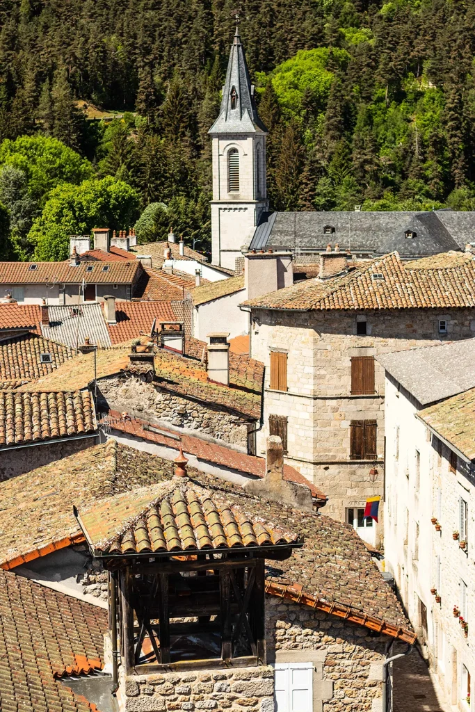 View over the rooftops of Malzieu