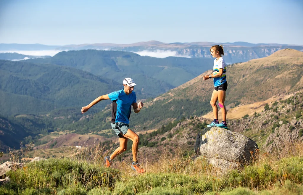 Trail runners on Mont-Lozère