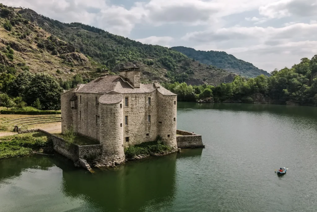 Castanet Castle on the shores of Lake Villefort.