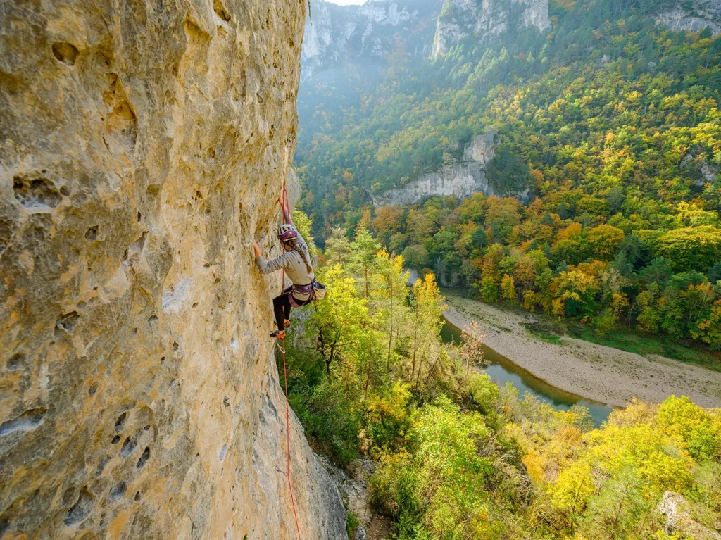 Rock climbing in the Gorges du Tarn