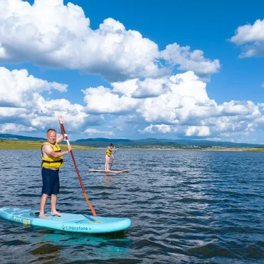 Paddle sur le lac de Naussac