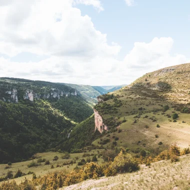 Falaises glissante sur le Causse Méjean
