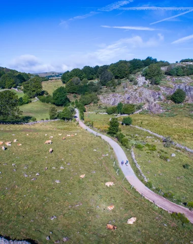 Randonneurs sur l'Aubrac