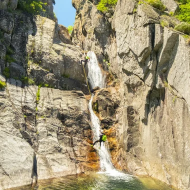 Canyoning dans le canyon du Fustugère