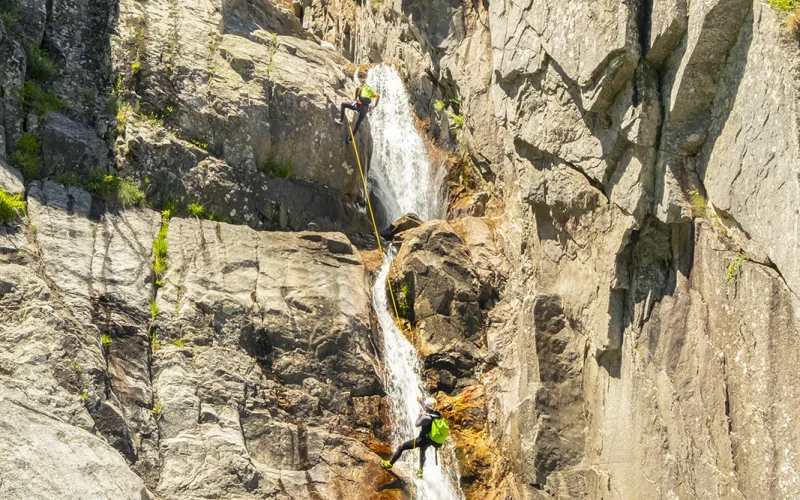 Canyoning dans le canyon du Fustugère