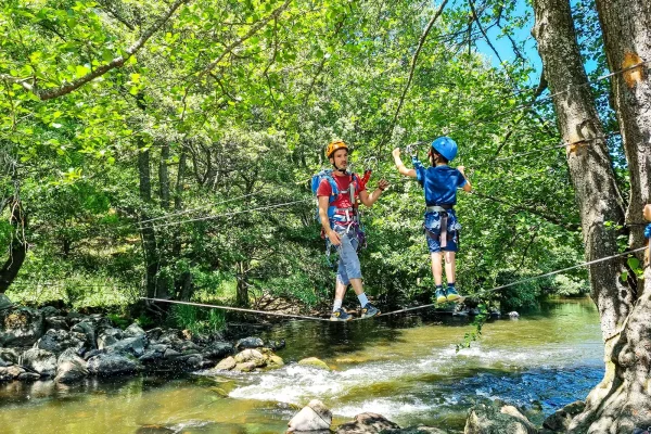 Via ferrata en famille au Malzieu