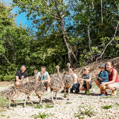 Visite en famille de la ferme Aux saveurs d'Autre Foie