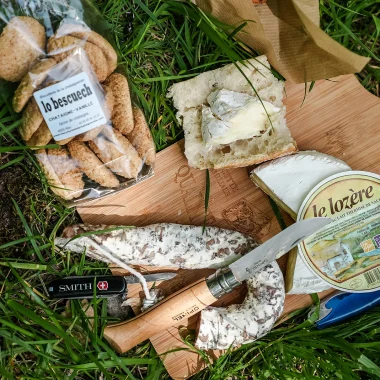 Pique-nique lozérien avec des produits du terroir