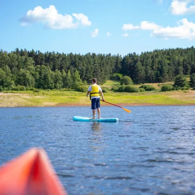 Paddle sur le lac de Naussac